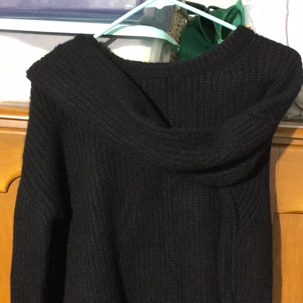 Naadam 100% cashmere sweater
